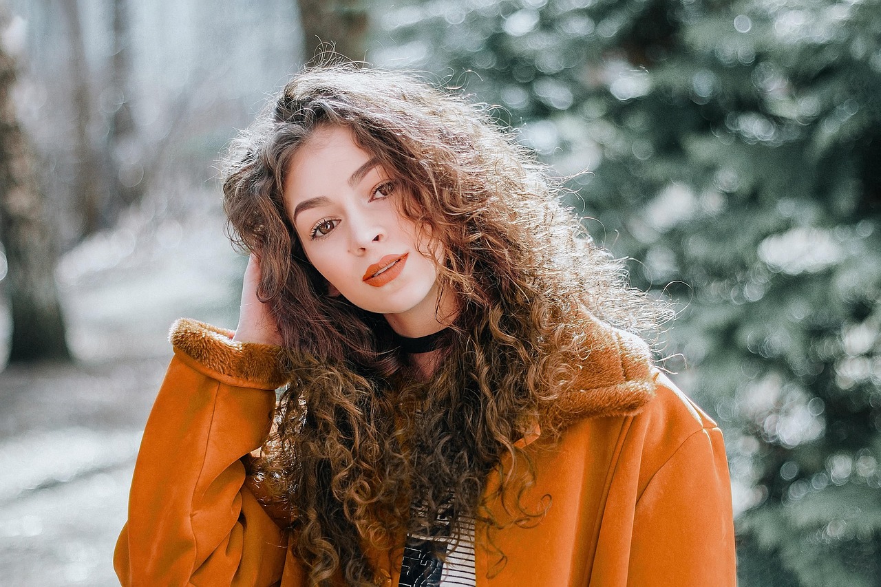 entdecken sie angesagte outfits für jeden anlass! lassen sie sich von neuesten modetrends inspirieren und finden sie passende styles für freizeit, büro und besondere gelegenheiten.